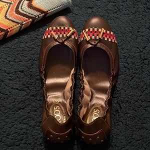Tod’s brown leather flats